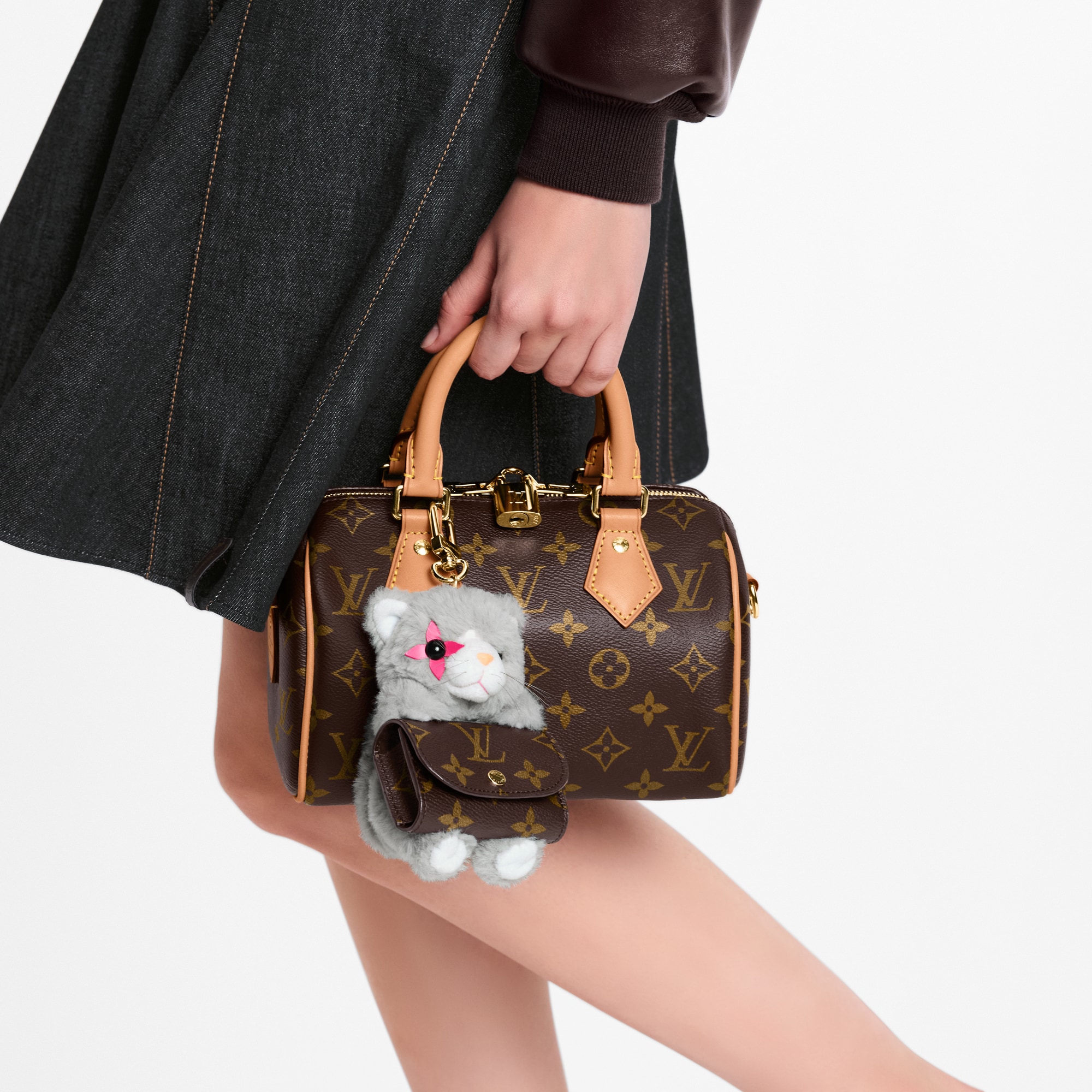 Tech Accessories - Women | LOUIS VUITTON
